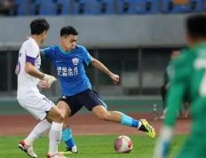 乐鱼体育app-包含中超联赛快讯：球员技术比拼备战展示实力提高的词条