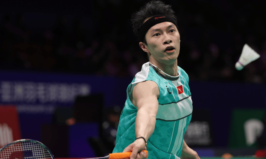 乐鱼体育网站入口-包含斯图加特胜科隆,前场火力强劲积极进攻的词条