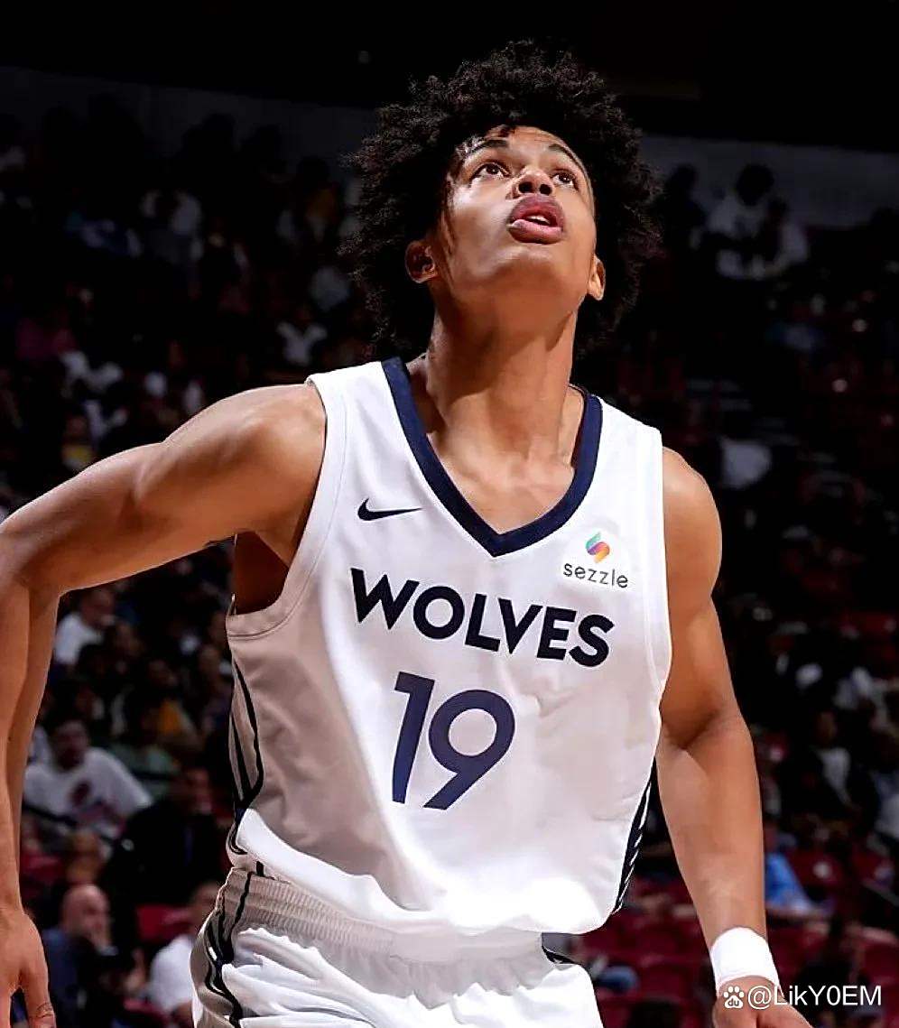 乐鱼 vip 注册-关于爵士内线稳固,状元秀表现惊艳的信息